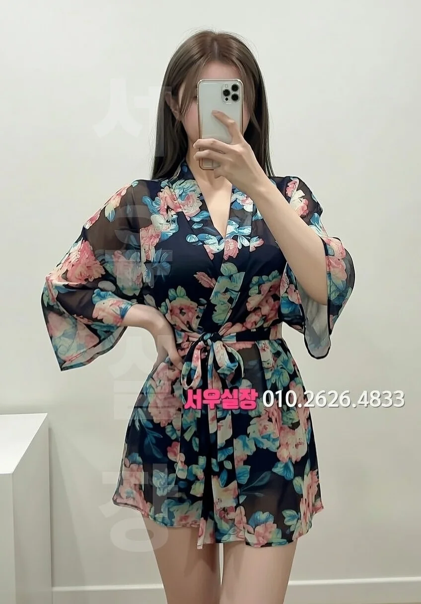 군산 다국적노래방 프리미엄 라인업 3번 프로필